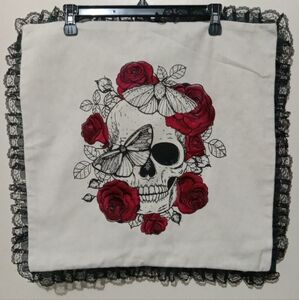Skull and Roses Decorative Pillow Cover 20×20  Pillow Cover alot Of 2